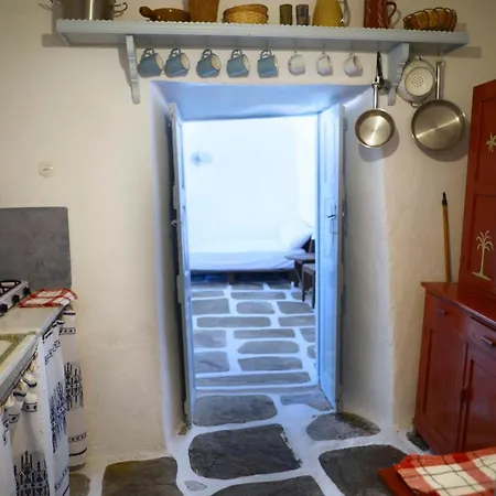 The Castle House, A Living Museum Chora (Ios)