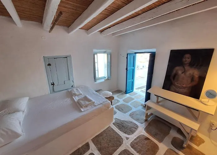 The Castle House, A Living Museum *