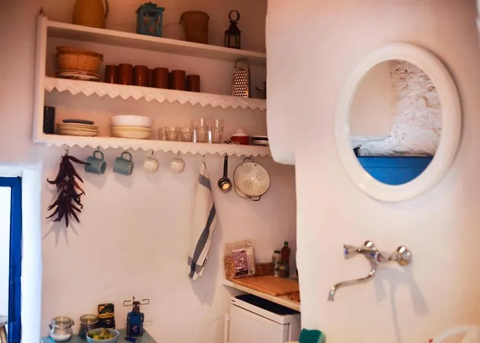 The Castle House, A Living Museum Villa Chora (Ios)